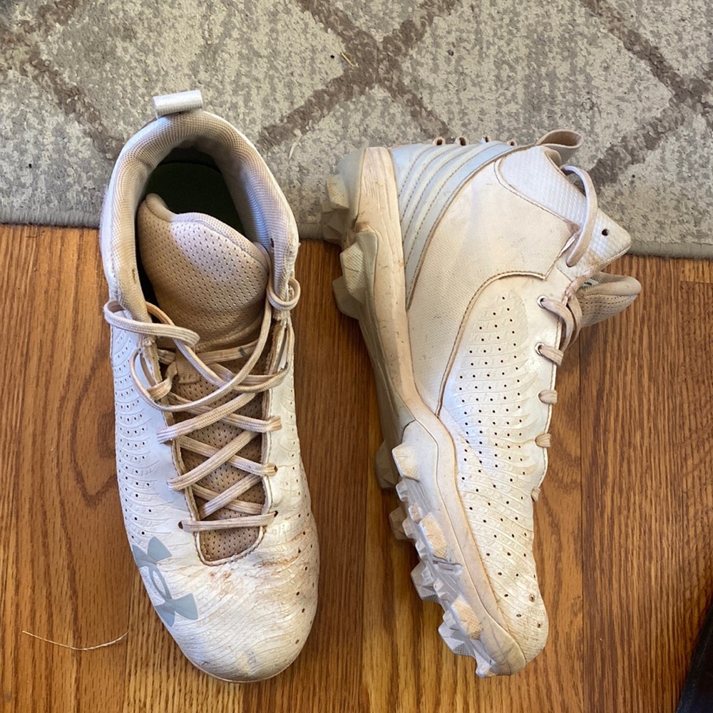 Mens Baseball Cleats